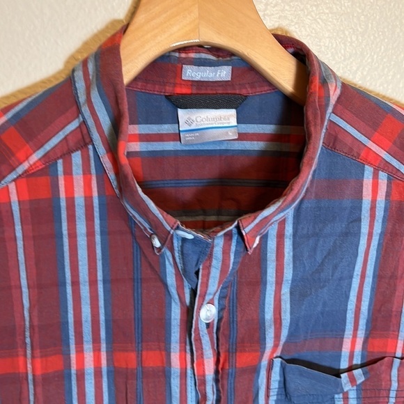 Columbia Plaid Short Sleeve Button Down Shirt - Picture 2 of 13